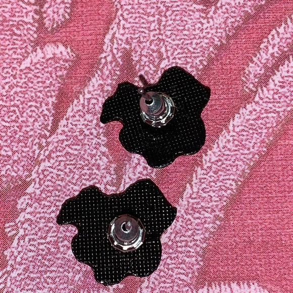 Vintage Disney 101 Dalmatians Dalmatian Earrings - Picture 2 of 5